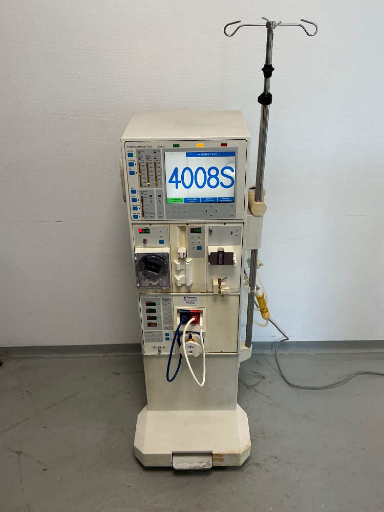 Image of Fresenius Medical Care 4008 S Hemodialys Machines